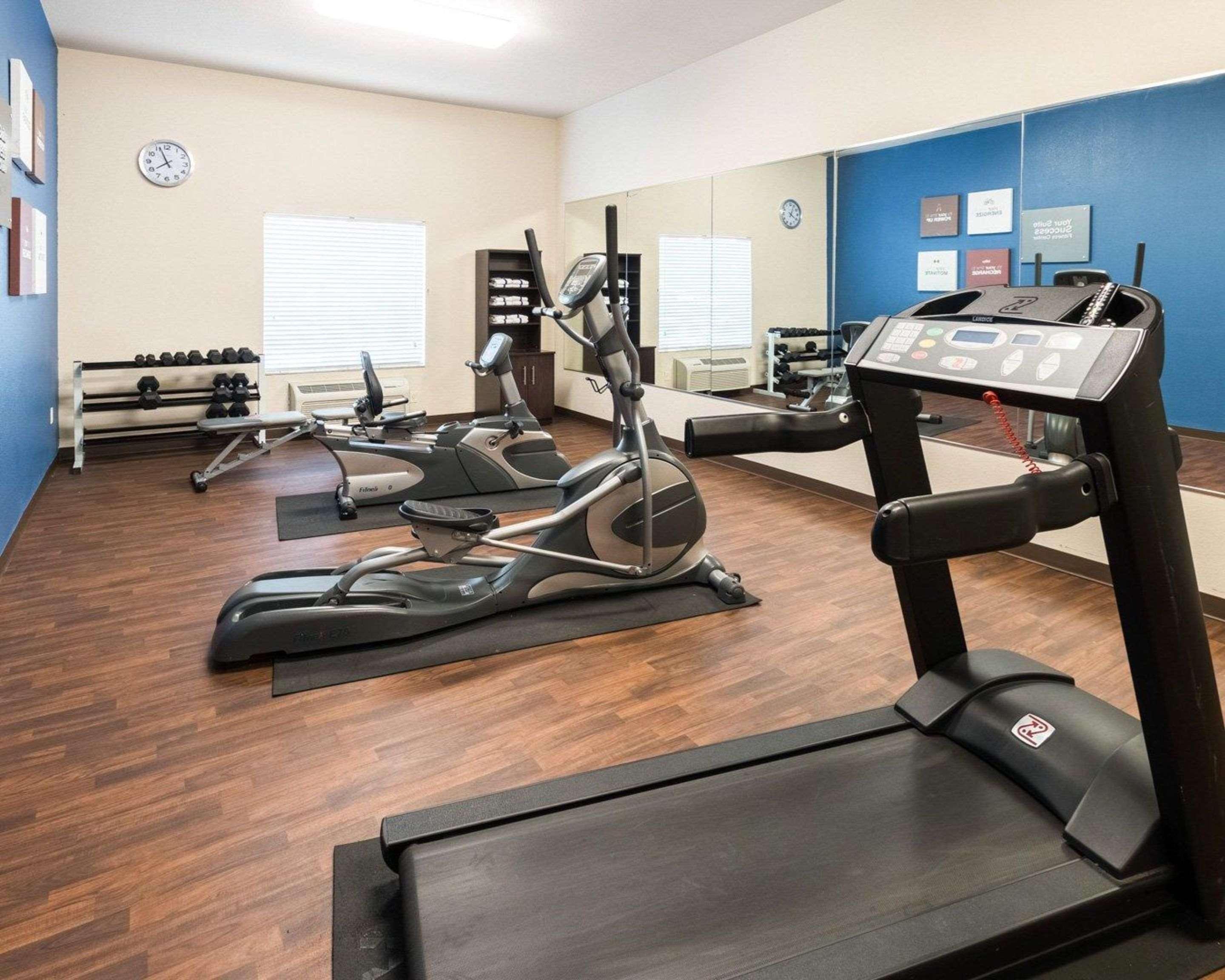 Comfort Suites Granbury Bagian luar foto