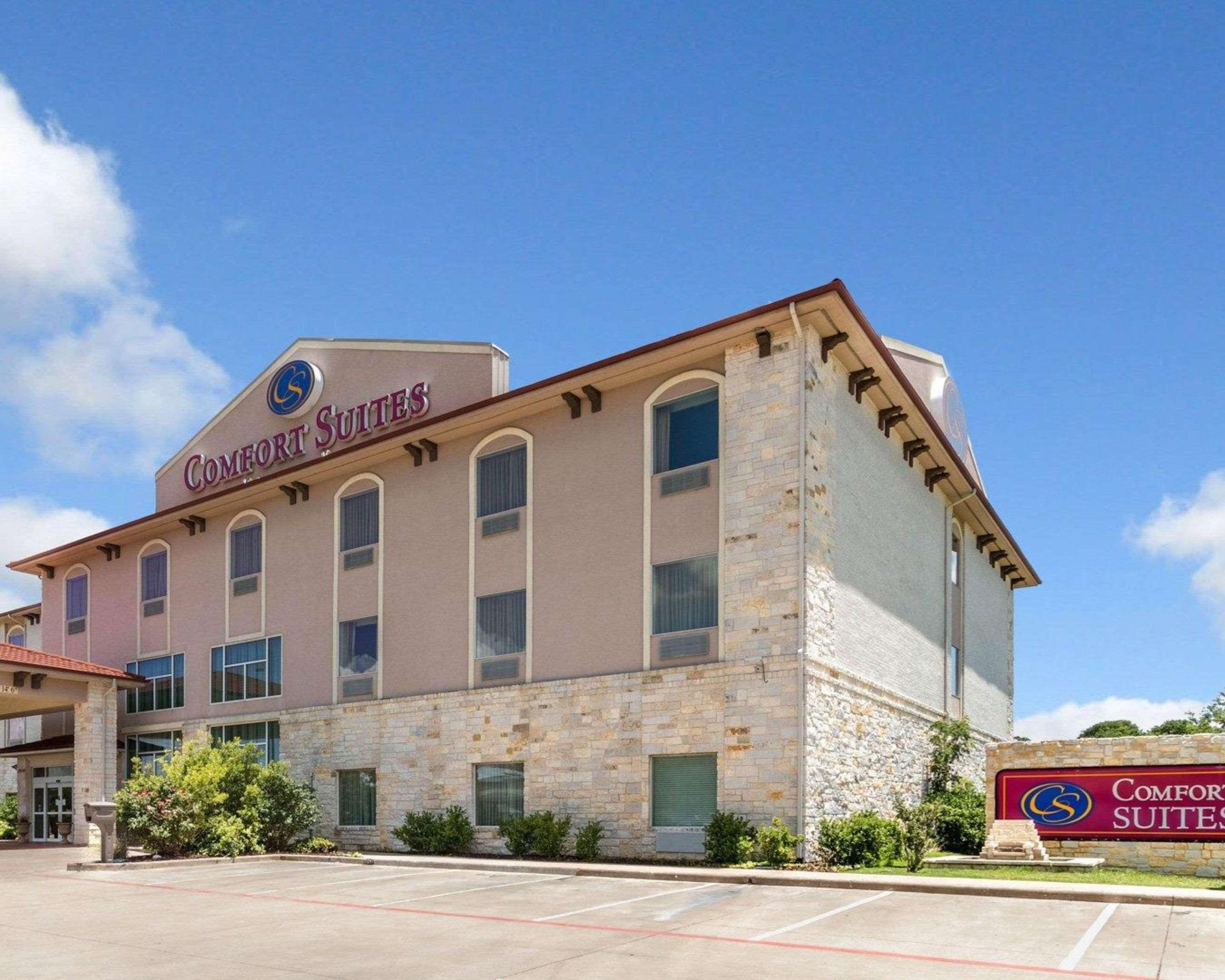 Comfort Suites Granbury Bagian luar foto
