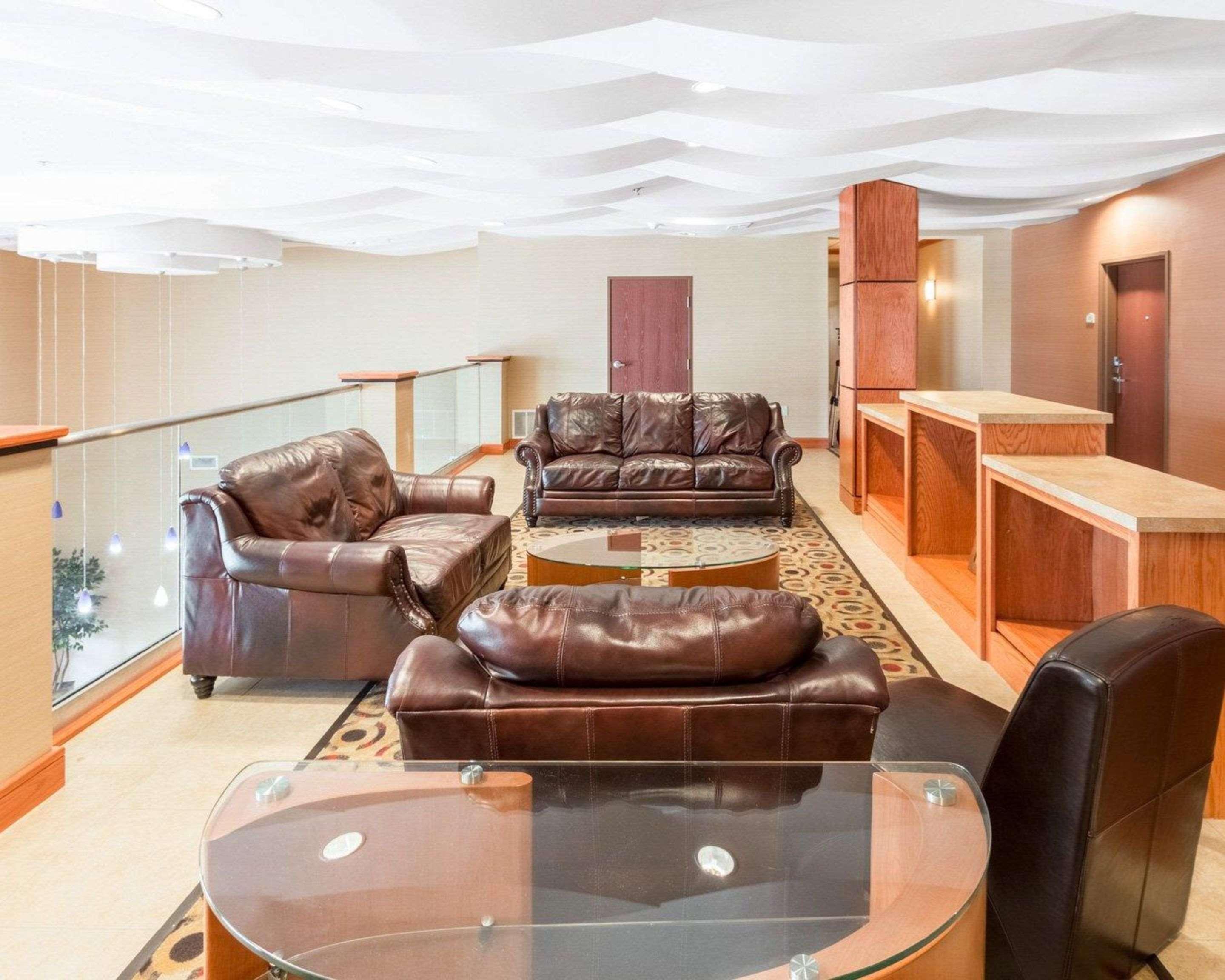 Comfort Suites Granbury Bagian luar foto