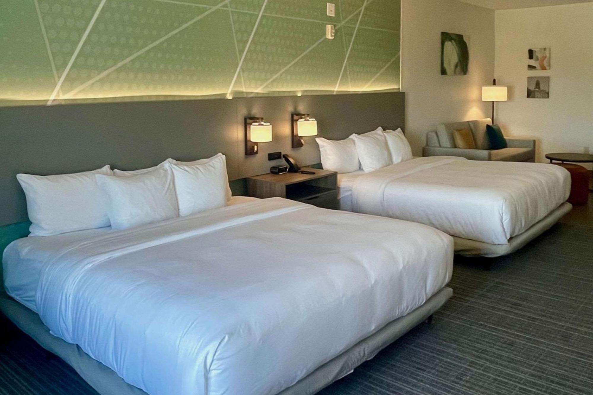 Comfort Suites Granbury Bagian luar foto