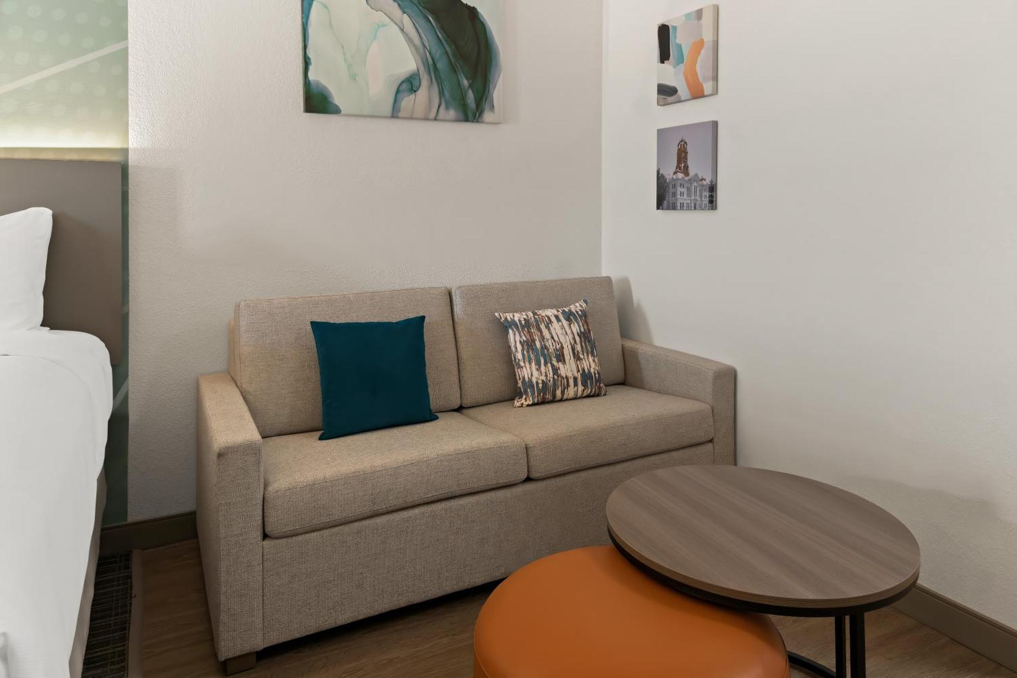 Comfort Suites Granbury Bagian luar foto
