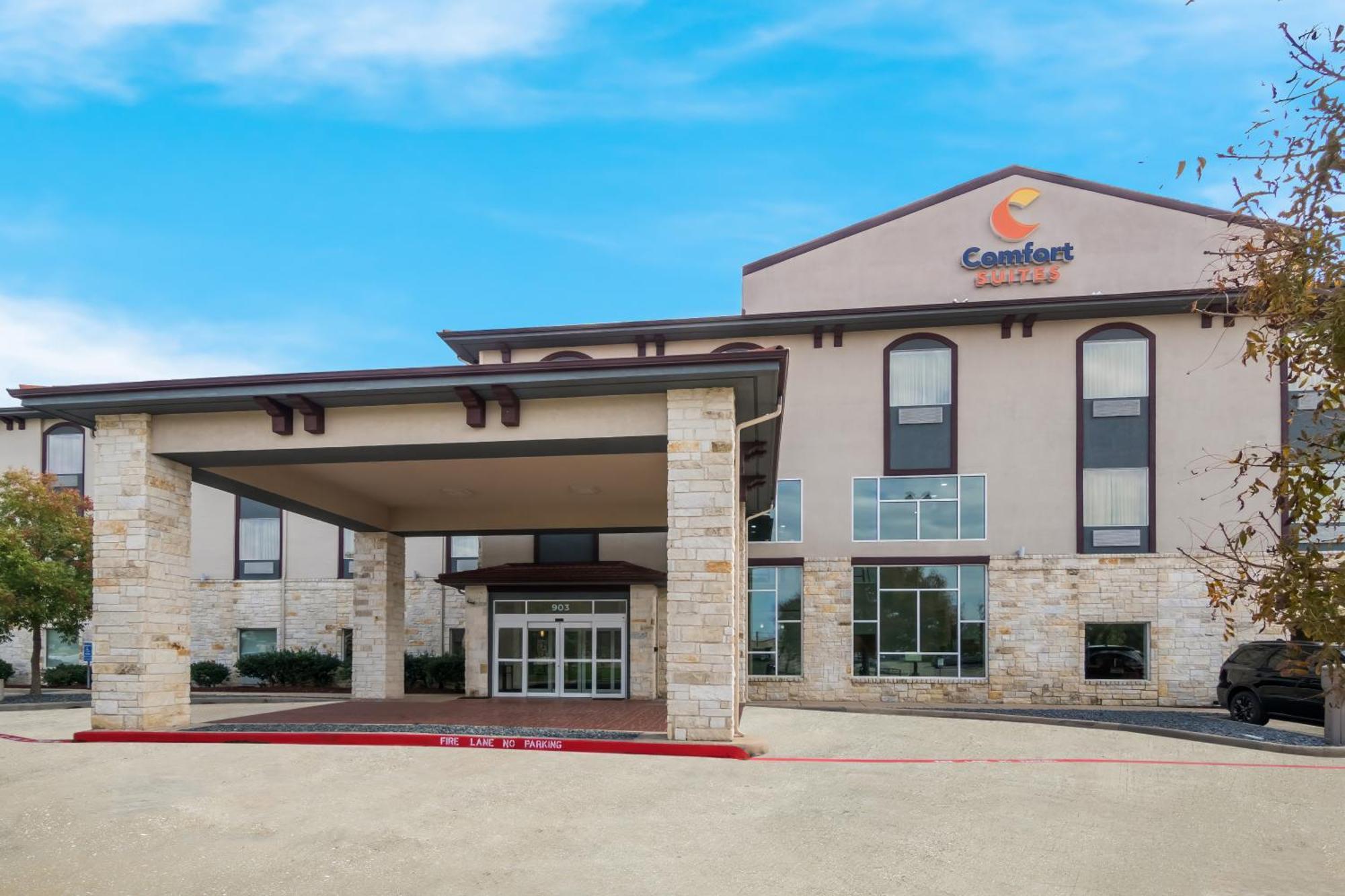 Comfort Suites Granbury Bagian luar foto